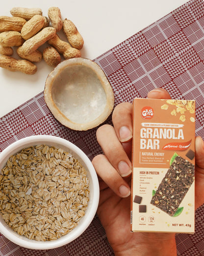 Dark Chocolate & Peanut Butter Granola Bar