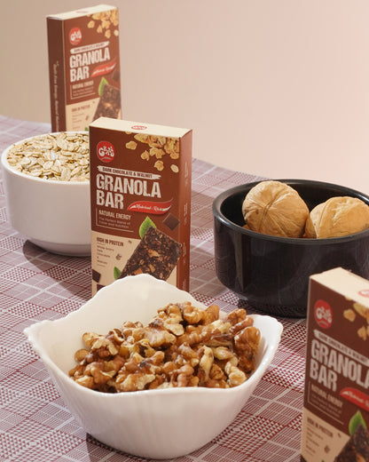 Dark Chocolate & Walnut Granola Bar